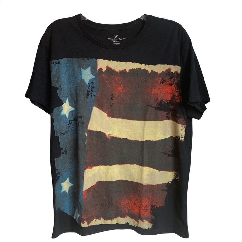 AMERICAN EAGLE OUTFITTERS Men’s Black Distressed Flag Tee / Size: Medium